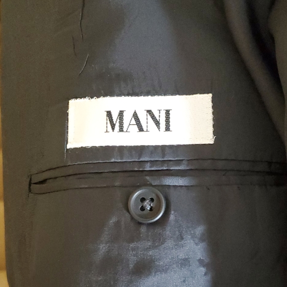 Mani by Giorgio Armani Blazer - Picture 7 of 8